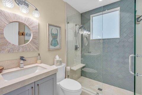 House in Islamorada, Village of Islands, Florida 4 bedrooms № 2012726 - photo 12