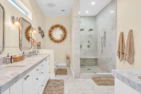 House in Islamorada, Village of Islands, Florida 4 bedrooms № 2012726 - photo 24