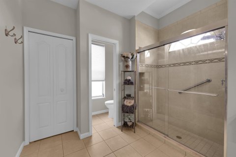 Casa en venta en Port St. Lucie, Florida, 3 dormitorios, 185.8 m2 № 2078362 - foto 23