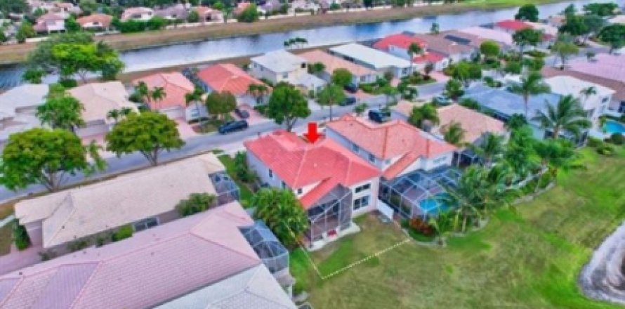 House in Boca Raton, Florida 4 bedrooms, 253.53 sq.m. № 1209167