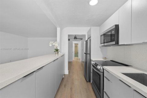 Copropriété à louer à Miami Beach, Floride: 1 chambre, 71.35 m2 № 2168394 - photo 6