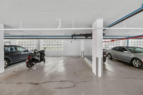 Copropriété à louer à Miami Beach, Floride: 1 chambre, 71.35 m2 № 2168394 - photo 21