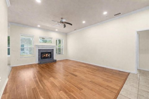 House in Gainesville, Florida 6 bedrooms, 279.26 sq.m. № 2203759 - photo 17