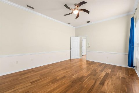 House in Gainesville, Florida 6 bedrooms, 279.26 sq.m. № 2203759 - photo 23