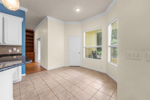 House in Gainesville, Florida 6 bedrooms, 279.26 sq.m. № 2203759 - photo 13
