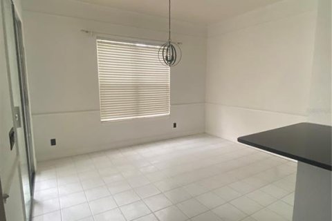 Adosado en alquiler en Orlando, Florida, 3 dormitorios, 167.97 m2 № 1900932 - foto 7