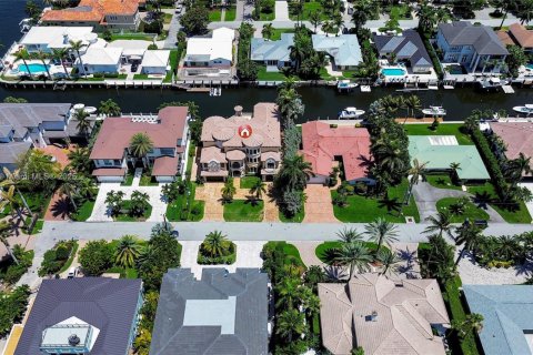 House in Delray Beach, Florida 6 bedrooms, 676.89 sq.m. № 1752508 - photo 5