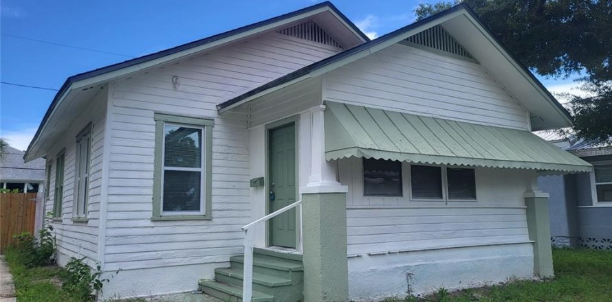 Villa ou maison à Saint Petersburg, Floride 2 chambres, 77.29 m2 № 1913432