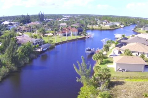 Land in Port Charlotte, Florida № 1561637 - photo 4