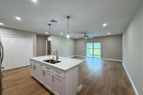 Appartement à louer à Deltona, Floride: 3 chambres, 138.33 m2 № 2230292 - photo 13