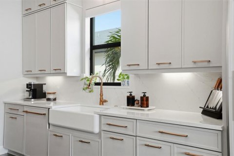 Casa en venta en Palm Harbor, Florida, 4 dormitorios, 281.96 m2 № 2226713 - foto 17