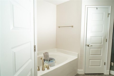 House in North Port, Florida 3 bedrooms, 198.63 sq.m. № 1757395 - photo 9