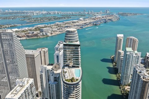 Купить кондоминиум в Майами, Флорида 1 спальня, 70.61м2, № 1982338 - фото 13