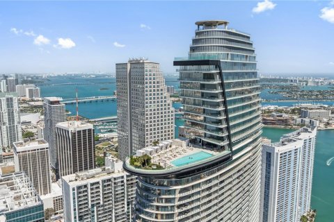 Купить кондоминиум в Майами, Флорида 1 спальня, 70.61м2, № 1982338 - фото 12