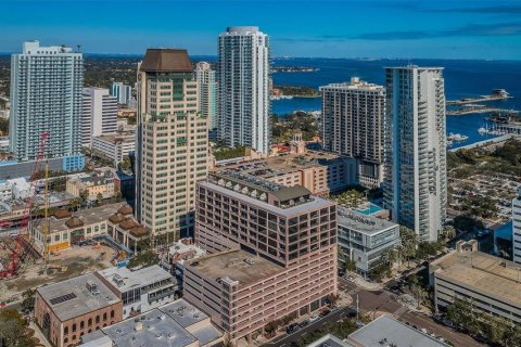 Condominio en alquiler en Saint Petersburg, Florida, 2 dormitorios, 125.79 m2 № 2230382 - foto 4