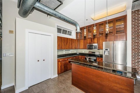 Condominio en alquiler en Saint Petersburg, Florida, 2 dormitorios, 125.79 m2 № 2230382 - foto 23