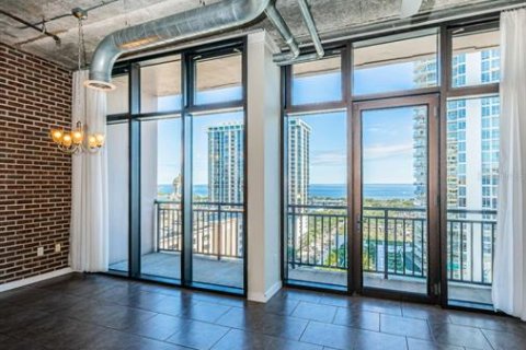 Condominio en alquiler en Saint Petersburg, Florida, 2 dormitorios, 125.79 m2 № 2230382 - foto 18