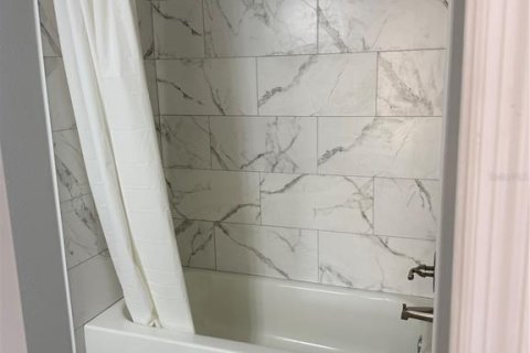 Снять в аренду квартиру в Индиан-Рокс-Бич, Флорида 2 комнаты, 71.35м2, № 2111185 - фото 5
