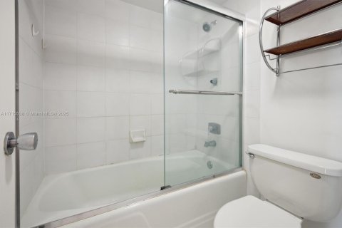 Купить кондоминиум в Авентура, Флорида 2 спальни, 114.55м2, № 1469702 - фото 8