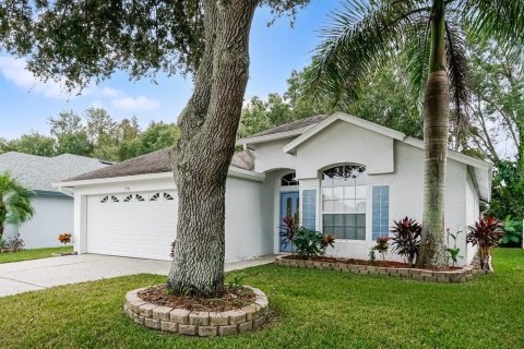 House in Tampa, Florida 3 bedrooms, 147.81 sq.m. № 2393416 - photo 3