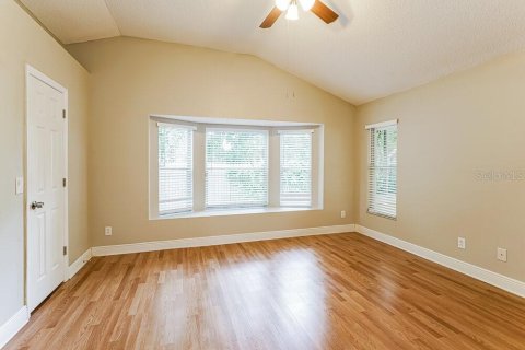 House in Tampa, Florida 3 bedrooms, 147.81 sq.m. № 2393416 - photo 11