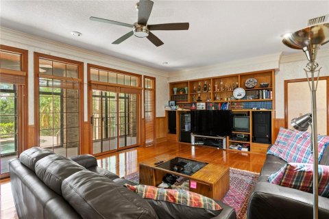 Casa en venta en Tampa, Florida, 4 dormitorios, 454.38 m2 № 1673589 - foto 13