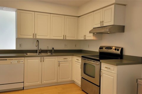 Condominio en alquiler en Sarasota, Florida, 2 dormitorios, 91.23 m2 № 1549175 - foto 5