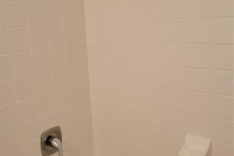 Condominio en alquiler en Sarasota, Florida, 2 dormitorios, 91.23 m2 № 1549175 - foto 21
