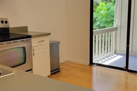 Condominio en alquiler en Sarasota, Florida, 2 dormitorios, 91.23 m2 № 1549175 - foto 9