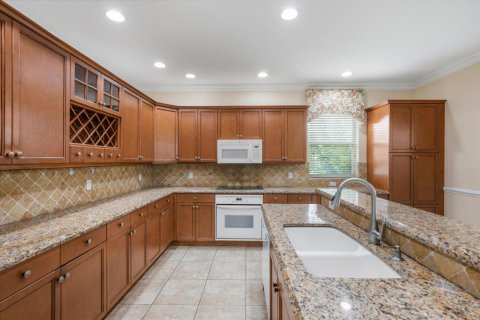 House in Wellington, Florida 5 bedrooms, 268.3 sq.m. № 2173833 - photo 14