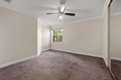 House in Wellington, Florida 5 bedrooms, 268.3 sq.m. № 2173833 - photo 26