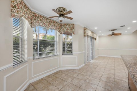 House in Wellington, Florida 5 bedrooms, 268.3 sq.m. № 2173833 - photo 16