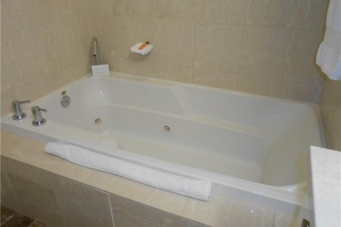 Condo in Fort Lauderdale, Florida, 1 bedroom № 2175841 - photo 7