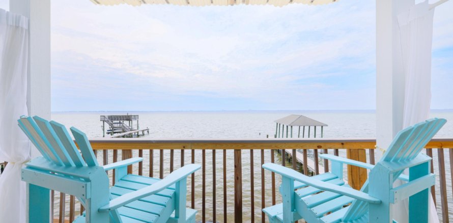 House in Niceville, Florida 3 bedrooms, 191.01 sq.m. № 561321