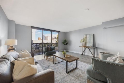 Condo in Orlando, Florida, 2 bedrooms  № 1873502 - photo 17