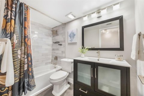 Condo in Orlando, Florida, 2 bedrooms  № 1873502 - photo 28