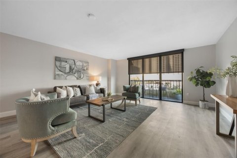 Condo in Orlando, Florida, 2 bedrooms  № 1873502 - photo 16