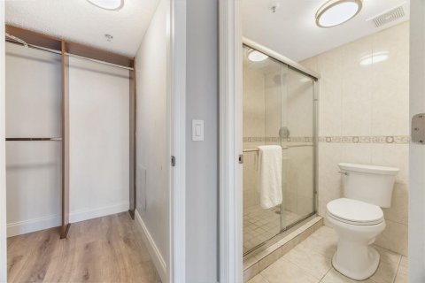 Condo in Orlando, Florida, 2 bedrooms  № 1873502 - photo 26