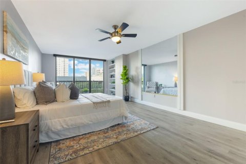 Condo in Orlando, Florida, 2 bedrooms  № 1873502 - photo 20