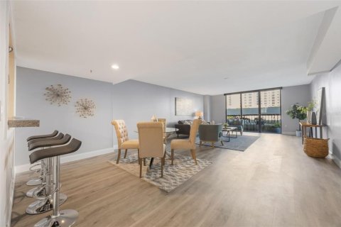 Condo in Orlando, Florida, 2 bedrooms  № 1873502 - photo 10