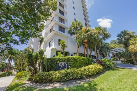 Condo in Orlando, Florida, 2 bedrooms  № 1873502 - photo 1
