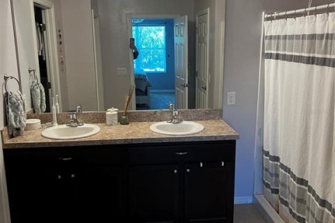 House in Cape Coral, Florida 5 bedrooms, 264.59 sq.m. № 1564834 - photo 6