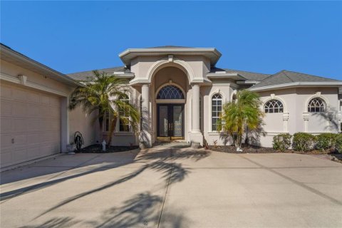 Casa en venta en Spring Hill, Florida, 3 dormitorios, 266.44 m2 № 2166892 - foto 4