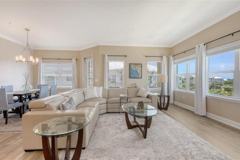 Condo in Bradenton, Florida, 3 bedrooms  № 1879930 - photo 9