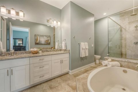 Condo in Bradenton, Florida, 3 bedrooms  № 1879930 - photo 14