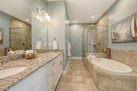 Condo in Bradenton, Florida, 3 bedrooms  № 1879930 - photo 13