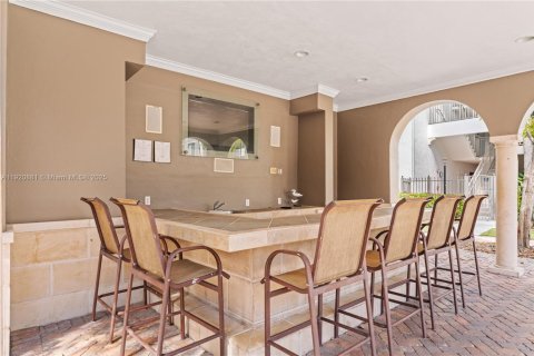 Condo in Miami, Florida, 3 bedrooms № 1975053 - photo 21