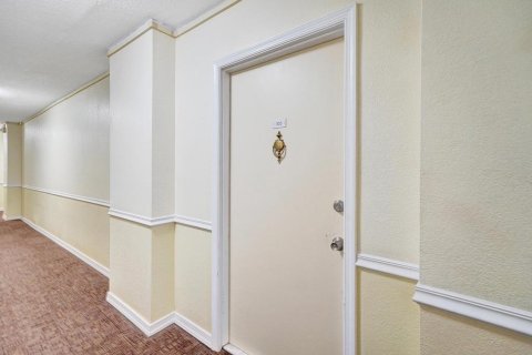 Купить кондоминиум в Форт-Лодердейл, Флорида 1 комната, 60.11м2, № 2268044 - фото 7