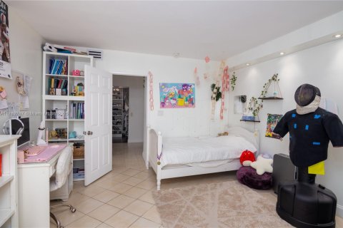 Condo in Aventura, Florida, 3 bedrooms  № 1868798 - photo 17
