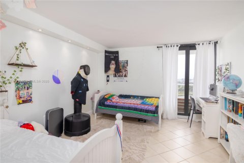 Condo in Aventura, Florida, 3 bedrooms  № 1868798 - photo 16